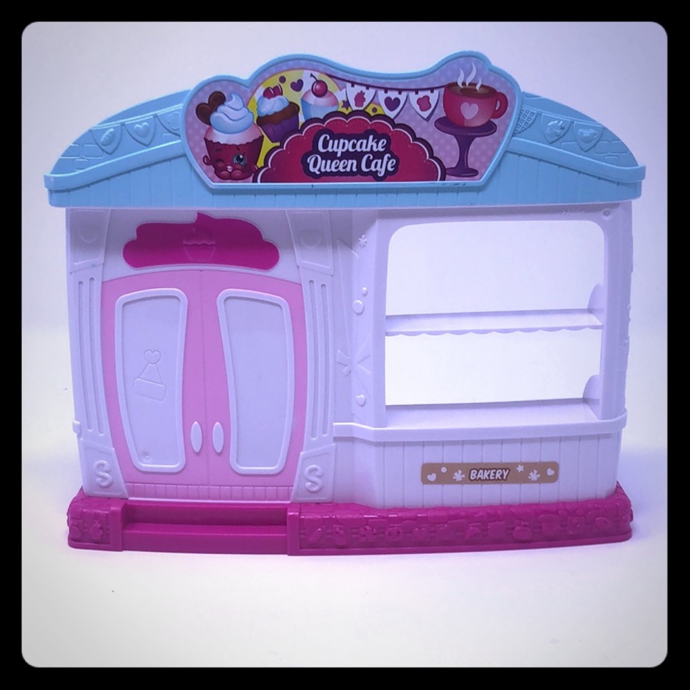 Shopkins Cupcake Queen Cafe. As is.